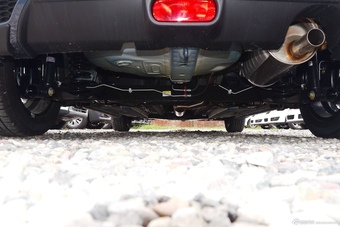 2016款雨燕1.5L手动时尚型酷玩版