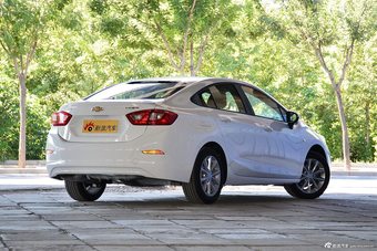 2017款科鲁兹1.5L自动先锋版