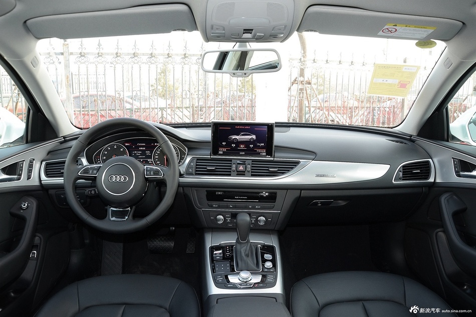 2016款奥迪A6L 3.0T自动45TFSI quattro运动型