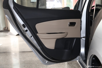 2013款奇瑞E3 1.5手动风尚版