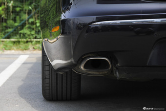 2015款捷豹XJL 2.0T两驱典雅商务版