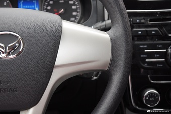 2015款幻速H2 1.5L自动舒适型