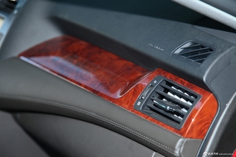 2012款皇冠V6 2.5L Royal Saloon图片