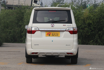 2015款北汽威旺M30舒适型