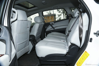 2015款大7 SUV 2.2T自动四驱智尊型