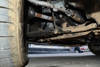 2015款东风风神L60 1.8L自动新享型