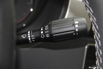 2016款观致3两厢1.6L自动致悦型