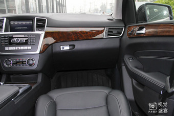 2015款奔驰ML400 4MATIC动感型