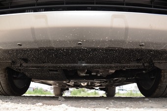 2016款标致3008 1.6THP自动潮流版