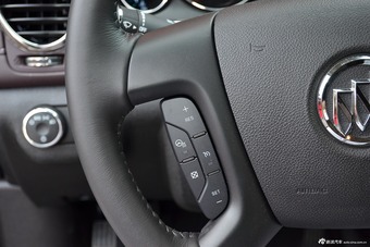 2014款昂科雷3.6L自动智享旗舰型四驱