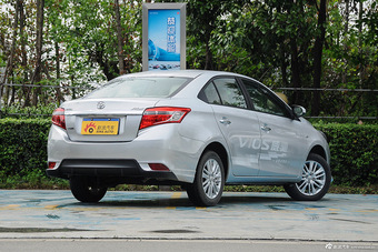 2014款威驰1.5L自动智尊版