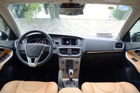 2017款沃尔沃V40 2.0T自动Cross Country T5 AWD 智雅版