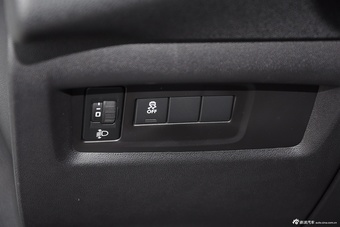 2015款DS 5LS 1.6T自动雅致版THP160