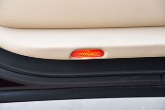 2015款捷豹XJL 3.0 SC典雅商务80周年典藏版