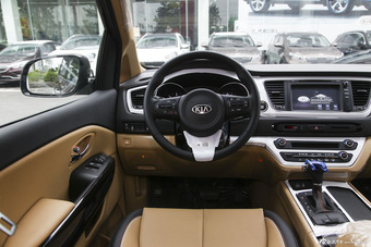 2015款嘉华（进口）2.2T自动豪华版