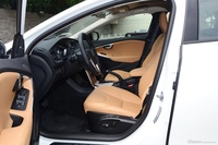 2017款沃尔沃V40 2.0T自动Cross Country T5 AWD 智雅版