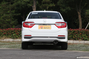 2016款凌派1.8L自动旗舰版