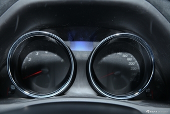 2013款锐志2.5S自动菁锐版