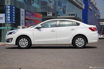 2015款海马福美来1.6L手动风尚型