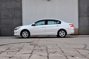 2014款标致408 1.8L手动领先版