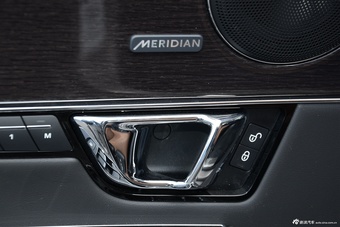 2016款捷豹XJL 3.0L自动SC四驱全景商务版