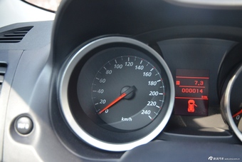 2015款东南三菱翼神到店实拍