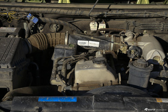 2014款北京BJ40 2.4L手动酷野版