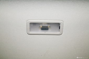 2013款凯雷德ESV铂金版加长型