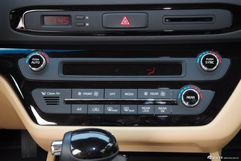 2015款嘉华（进口）3.3GDI豪华版