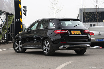 2016款奔驰GLC300 2.0T自动4MATIC动感型