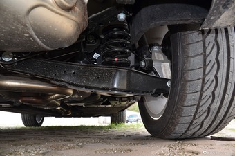 2016款奥迪Q3 2.0T自动35TFSI风尚型