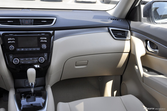 2014款奇骏到店实拍