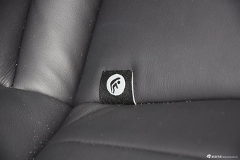 2015款捷豹XJL80周年版