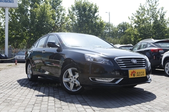 2014款奔腾B70 2.0L手动豪华型