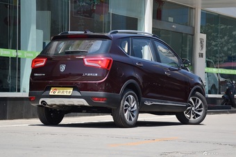 2016款宝骏560 1.5T手动豪华型