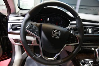 2015上海车展：众泰Z700