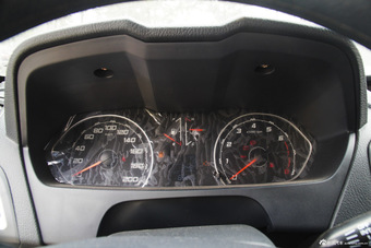 2015款猎豹Q6 2.0T手动两驱版