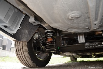 2016款逸动1.6L手动风尚型