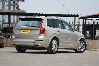 2016款沃尔沃XC90升级版 2.0T自动 T6智雅版
