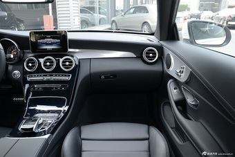 2016款奔驰C级 C200 2.0T自动 Coupe轿跑版