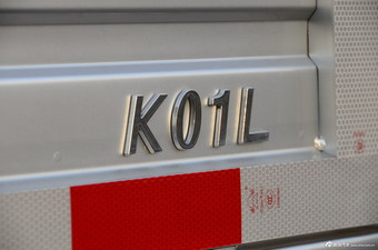 2015款小康K01 1.0L手动2.7m瓦楞货箱车型