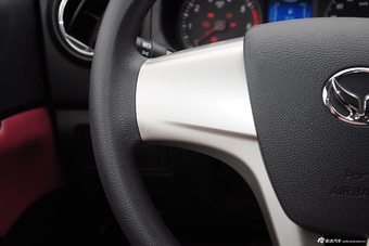 2015款幻速H2 1.5L自动舒适型