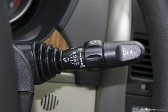 2015款凯越1.5L手动经典型