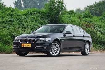 2017款宝马5系2.0T自动528Li豪华设计套装图片