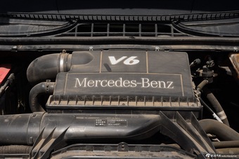 2014款奔驰威霆3.0L自动精英版