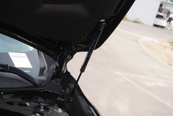 2015款天籁2.5L XL Upper欧冠科技版