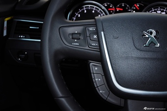 2015款东风标致508自动旗舰版