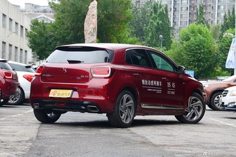 2016款DS 4S 1.8T自动尊享版THP200