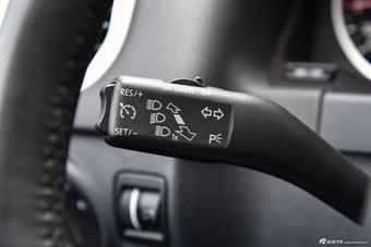 2015款途观2.0TSI自动四驱旗舰版