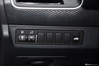 2015款福美来1.5T自动行政尊尚型